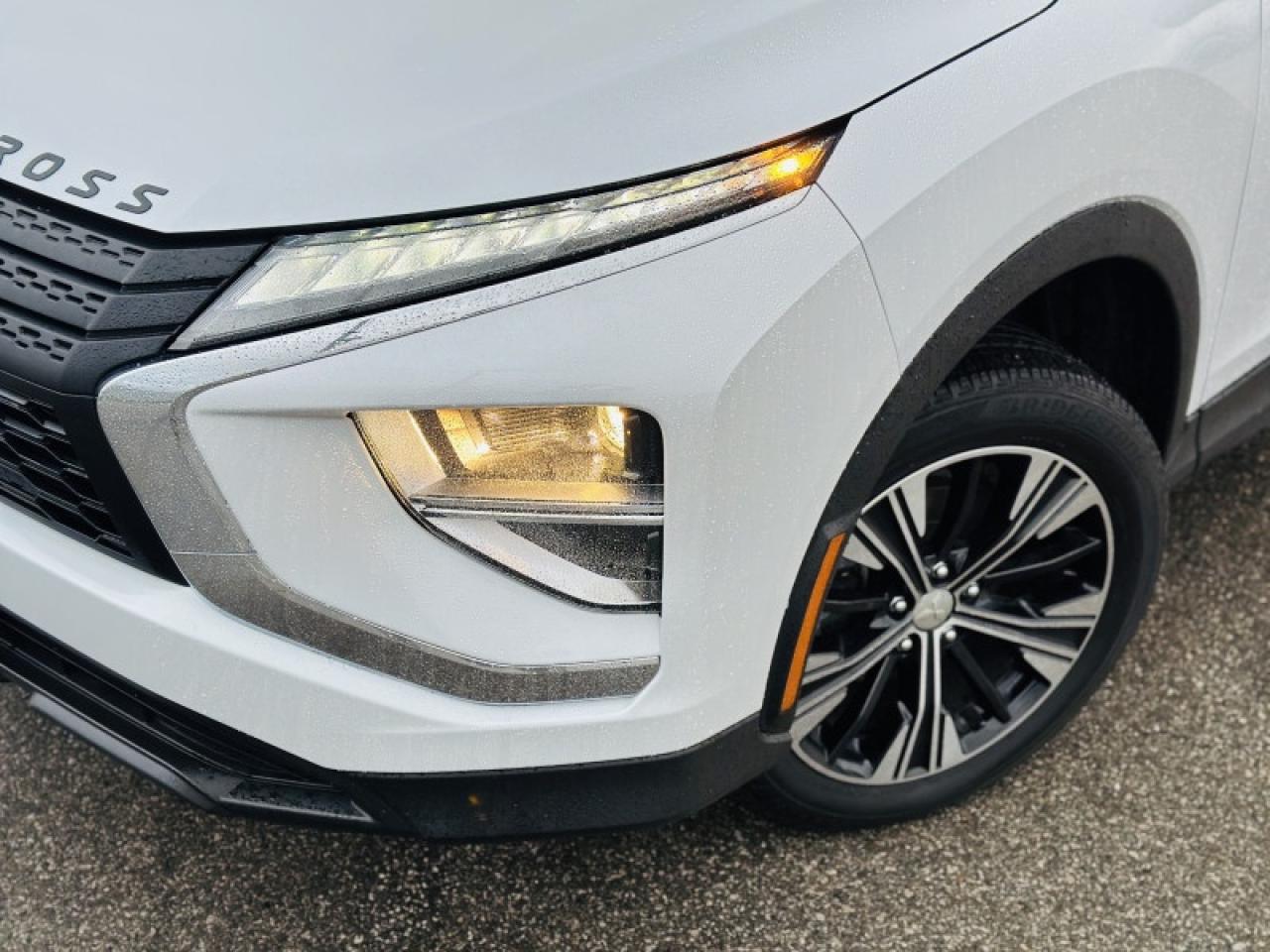 2022 Mitsubishi Eclipse Cross ES Photo