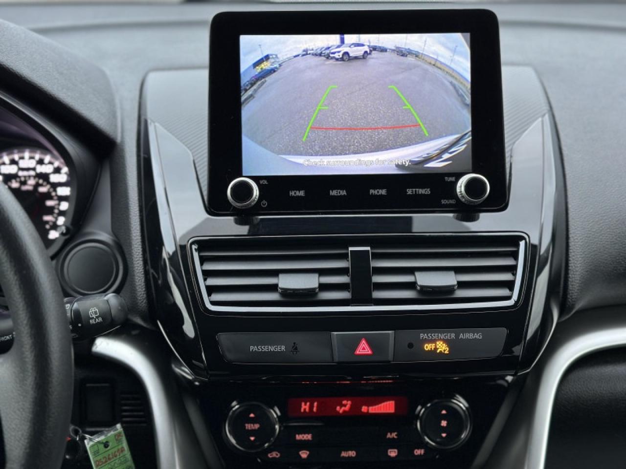 2022 Mitsubishi Eclipse Cross ES Photo