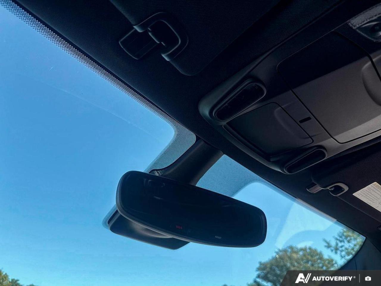 2026 Chrysler Pacifica Select Front-Wheel Drive Passenger Van Photo