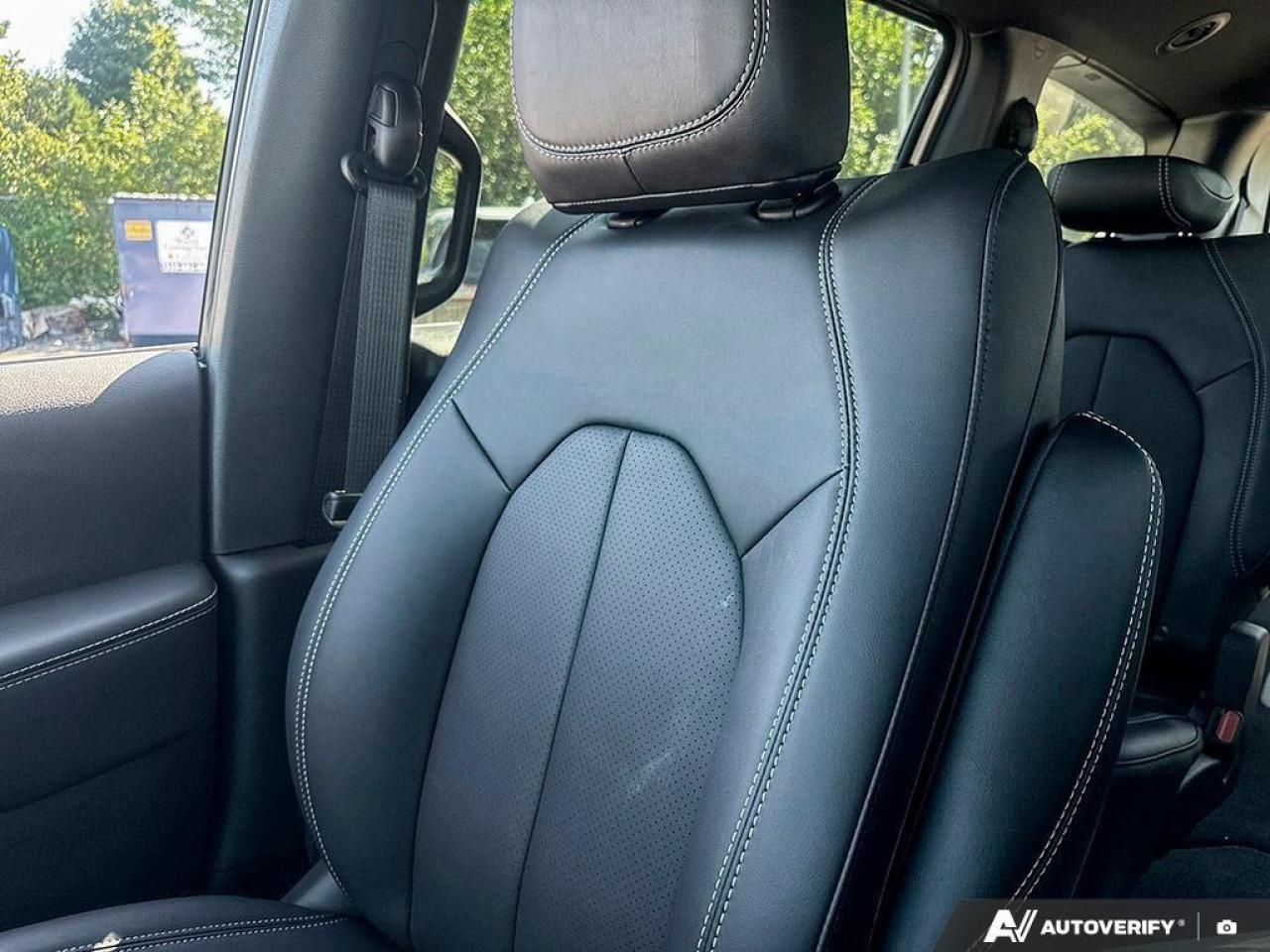 2026 Chrysler Pacifica Select Front-Wheel Drive Passenger Van Photo