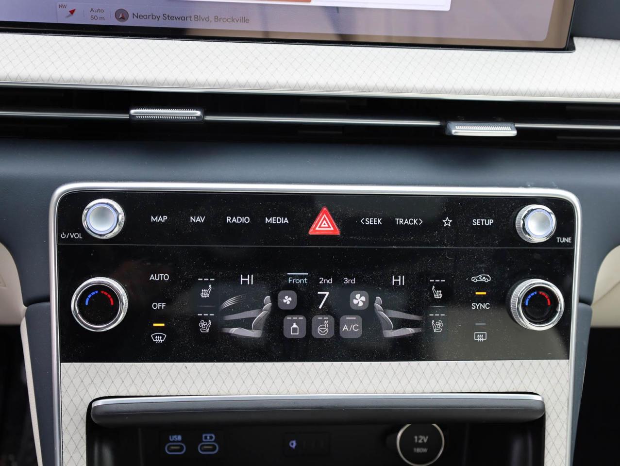 2025 Genesis GV80  Photo