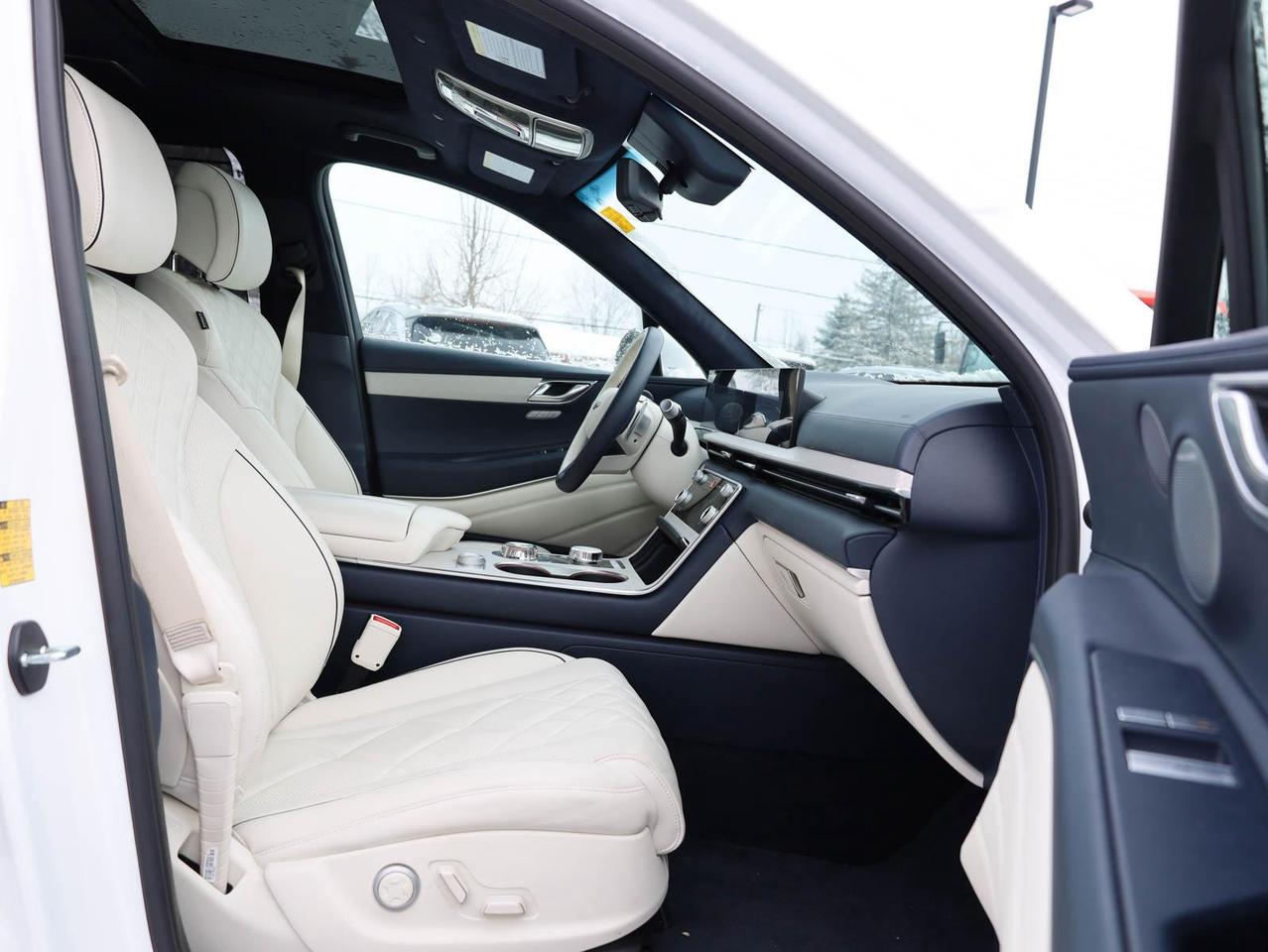 2025 Genesis GV80  Photo