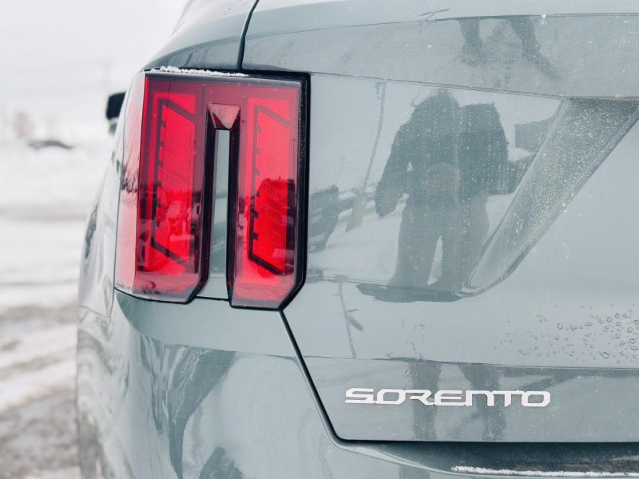 2026 Kia Sorento Plug-In Hybrid EX Photo