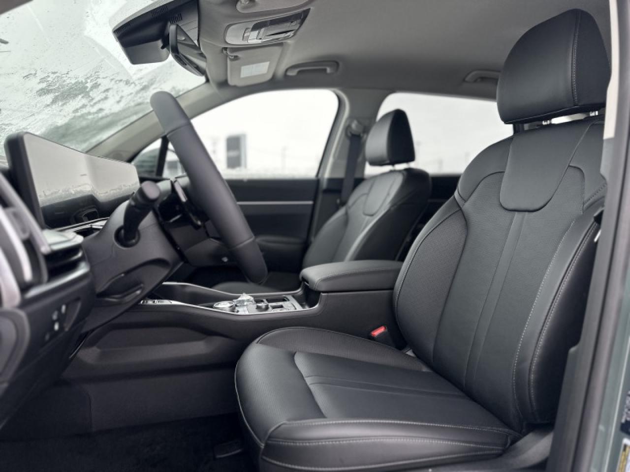 2026 Kia Sorento Plug-In Hybrid EX Photo