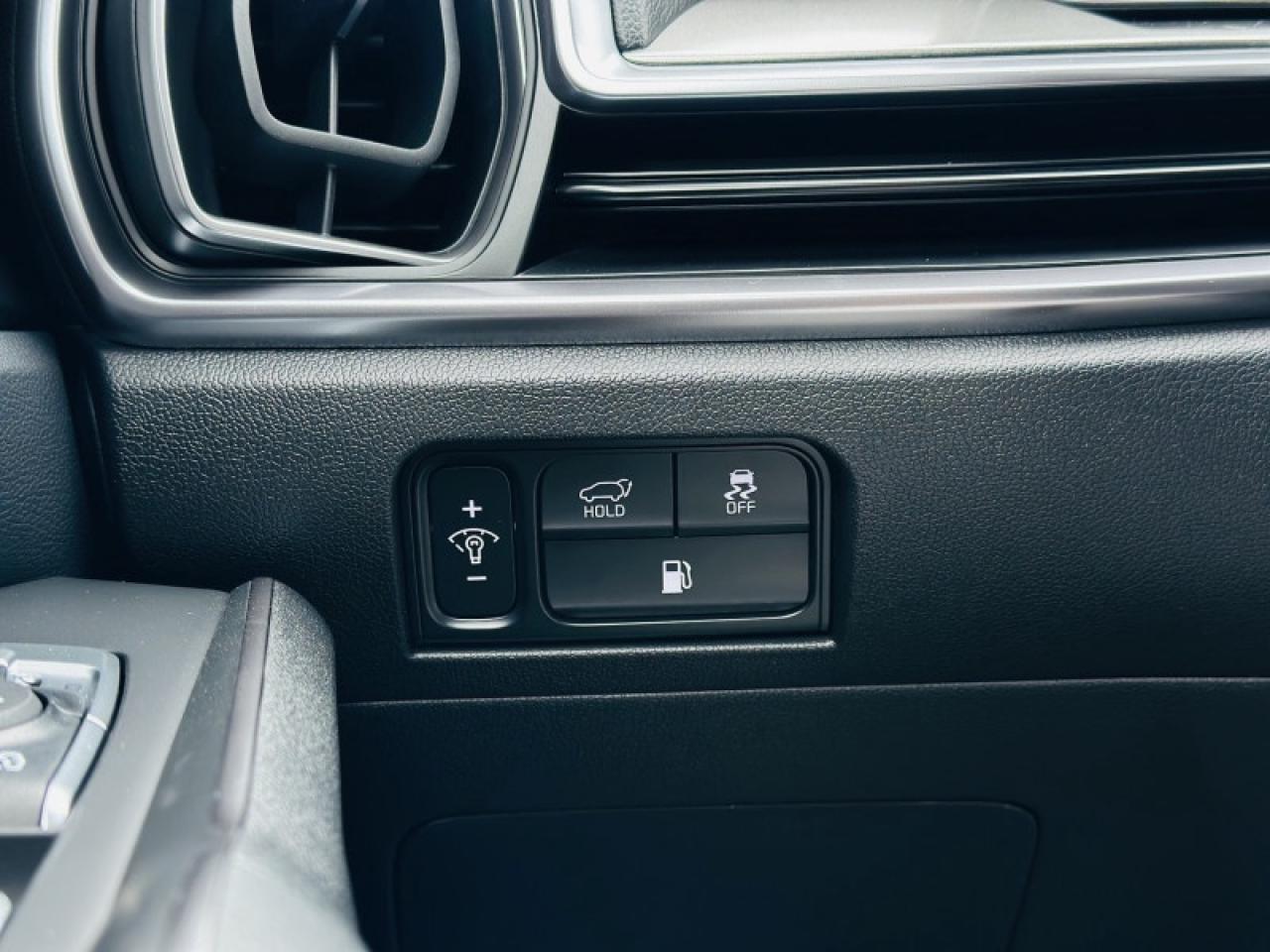 2026 Kia Sorento Plug-In Hybrid EX Photo