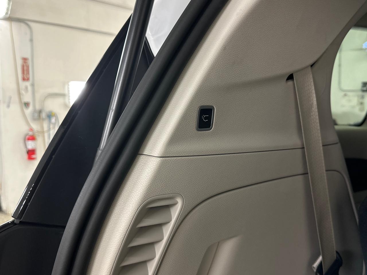 2024 Chrysler Grand Caravan SXT Front-Wheel Drive Passenger Van Photo