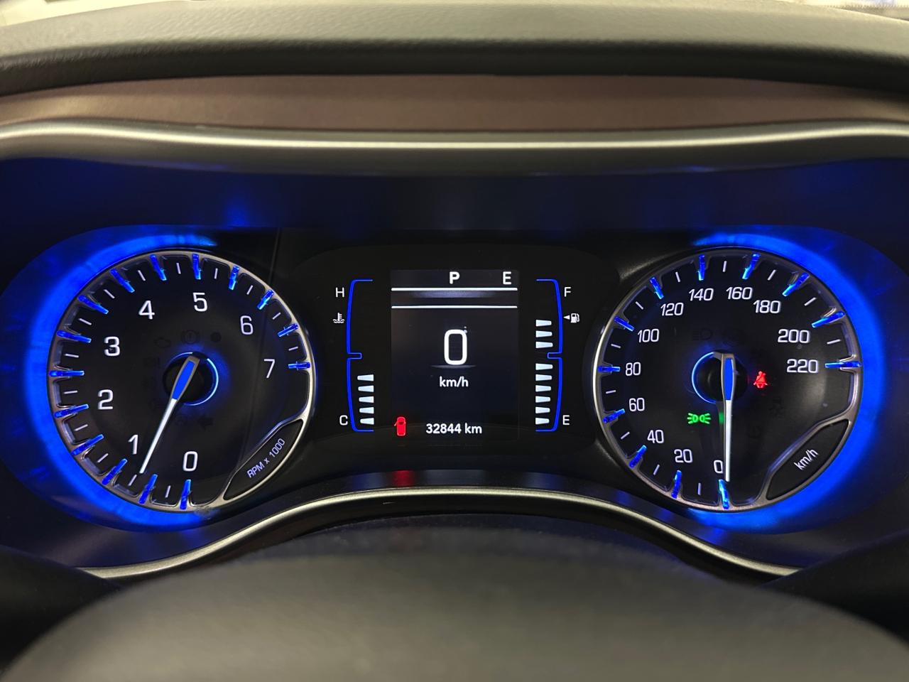 2024 Chrysler Grand Caravan SXT Front-Wheel Drive Passenger Van Photo