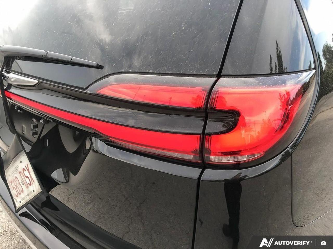 2026 Chrysler Pacifica Select Front-Wheel Drive Passenger Van Photo