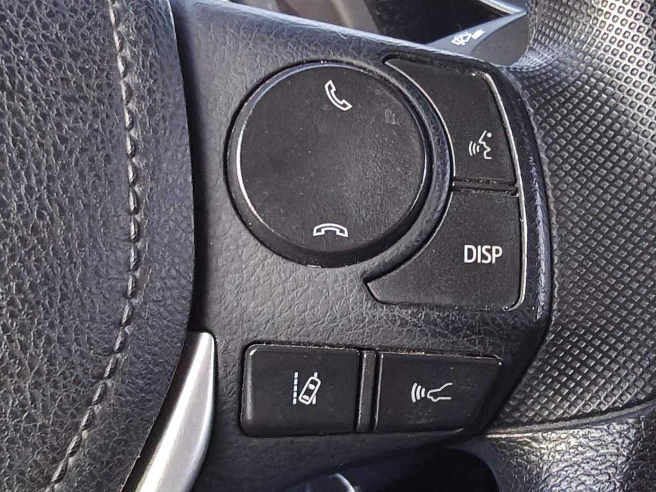 2017 Toyota Corolla LE (CVT) 4dr Sedan Photo