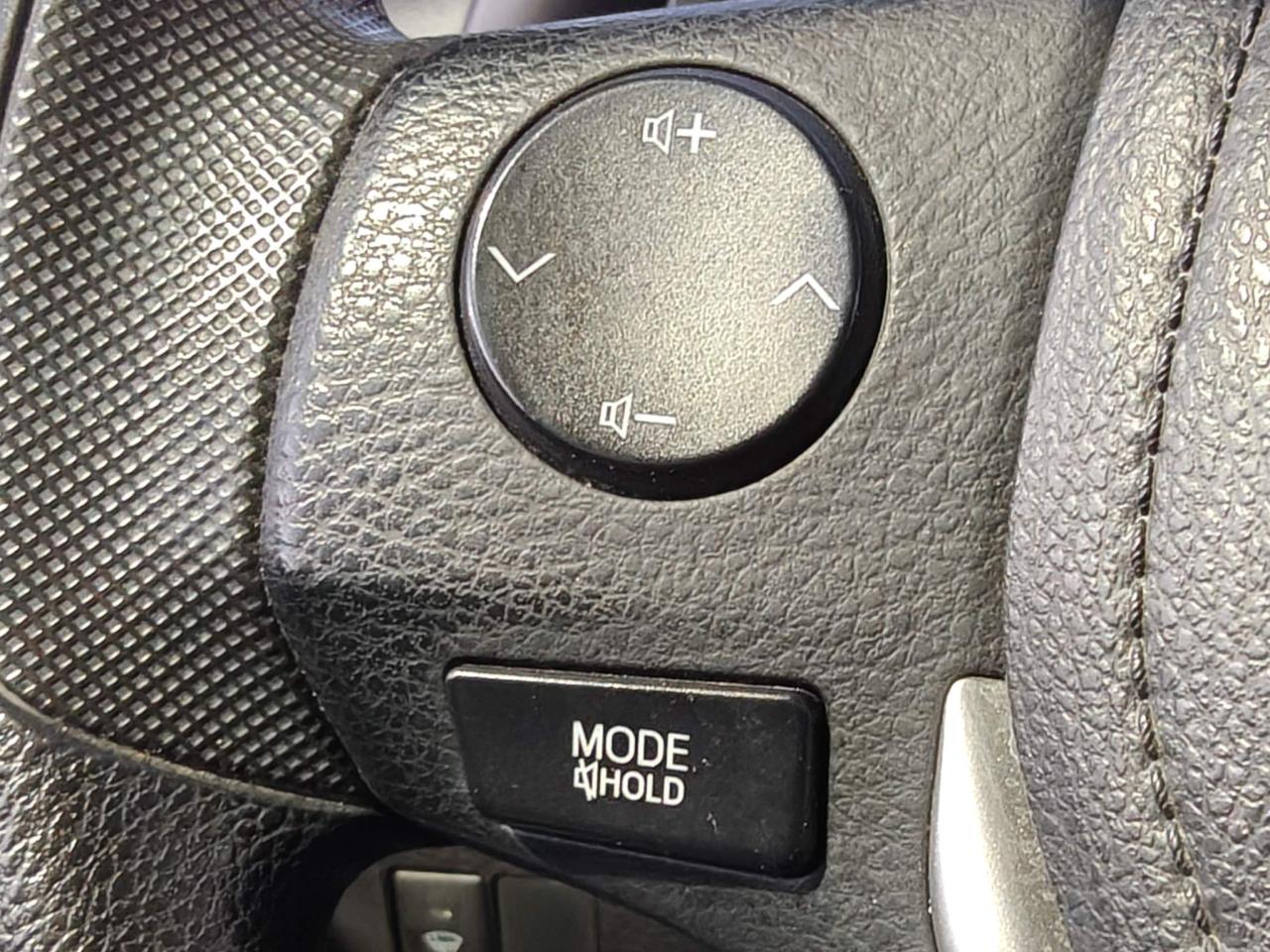 2017 Toyota Corolla LE (CVT) 4dr Sedan Photo