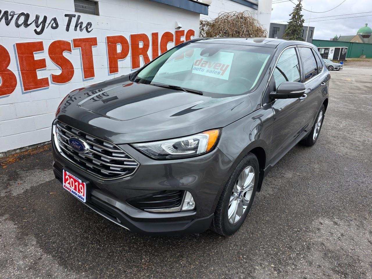 2019 Ford Edge TITANIUM 4DR ALL-WHEEL DRIVE Photo0