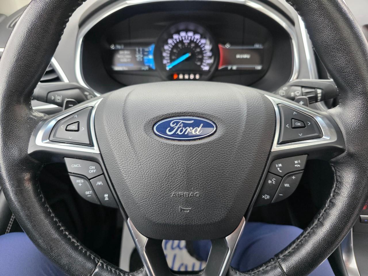2019 Ford Edge TITANIUM 4DR ALL-WHEEL DRIVE Photo