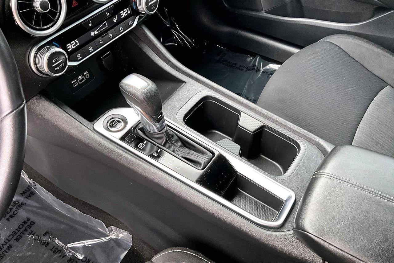 2021 Nissan Sentra SV 4DR SEDAN Photo