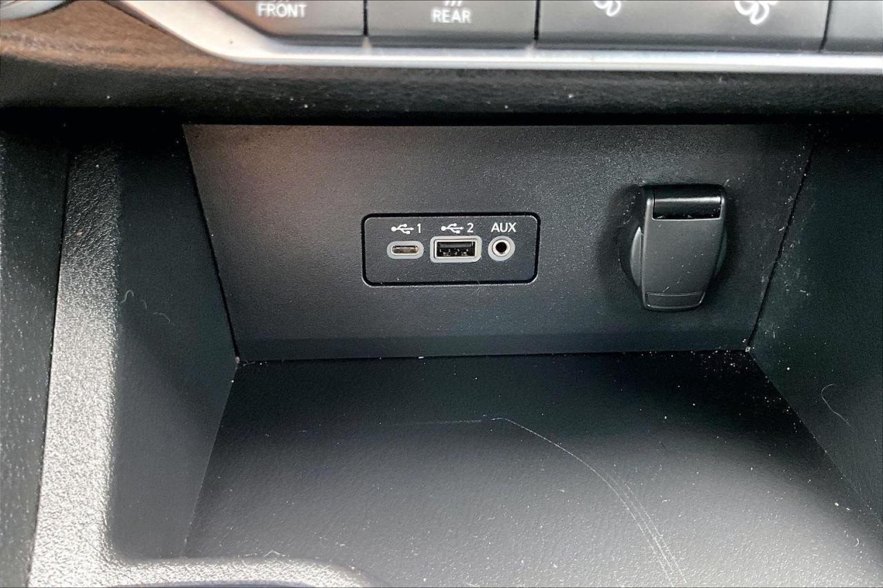 2021 Nissan Sentra SV 4DR SEDAN Photo