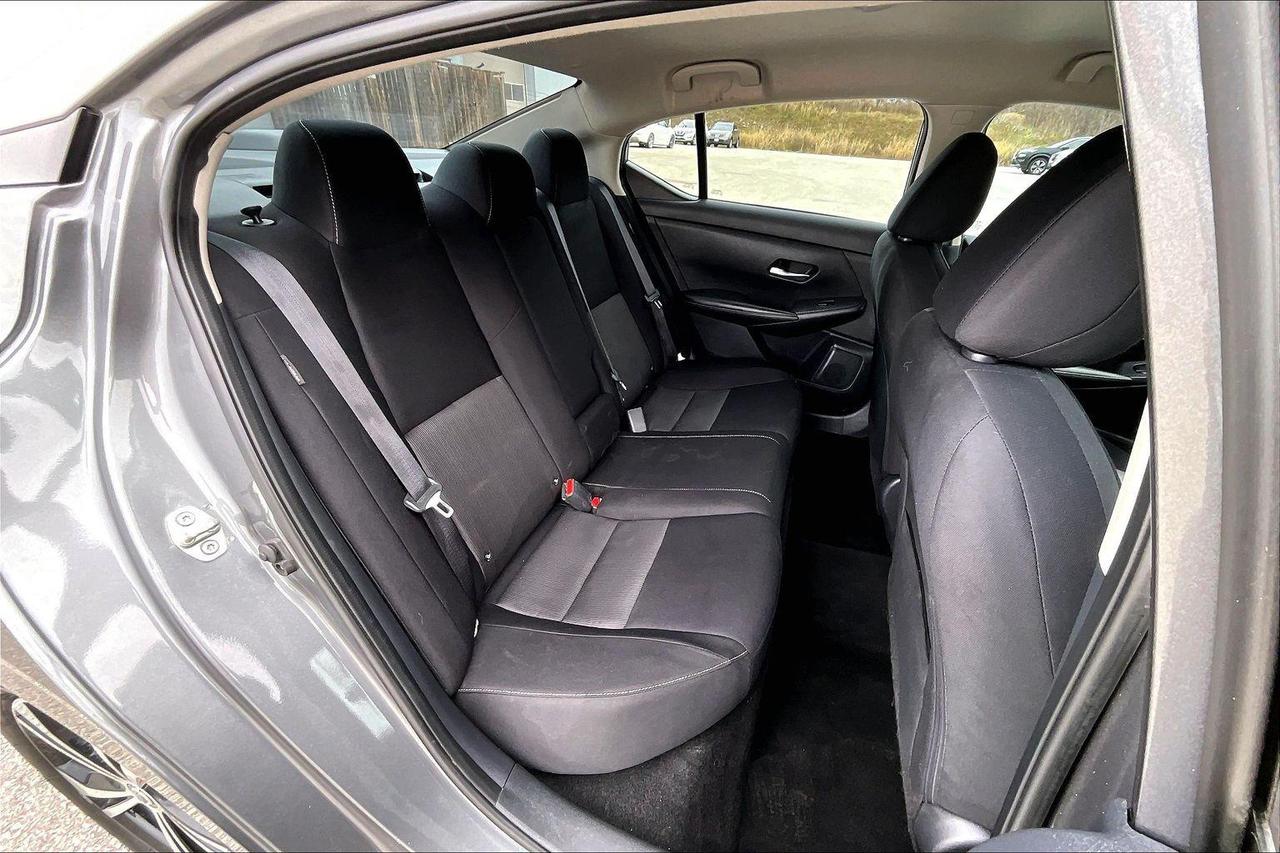 2021 Nissan Sentra SV 4DR SEDAN Photo