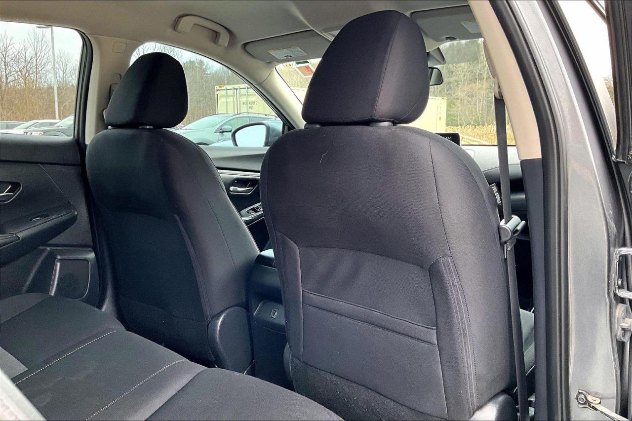 2021 Nissan Sentra SV 4DR SEDAN Photo