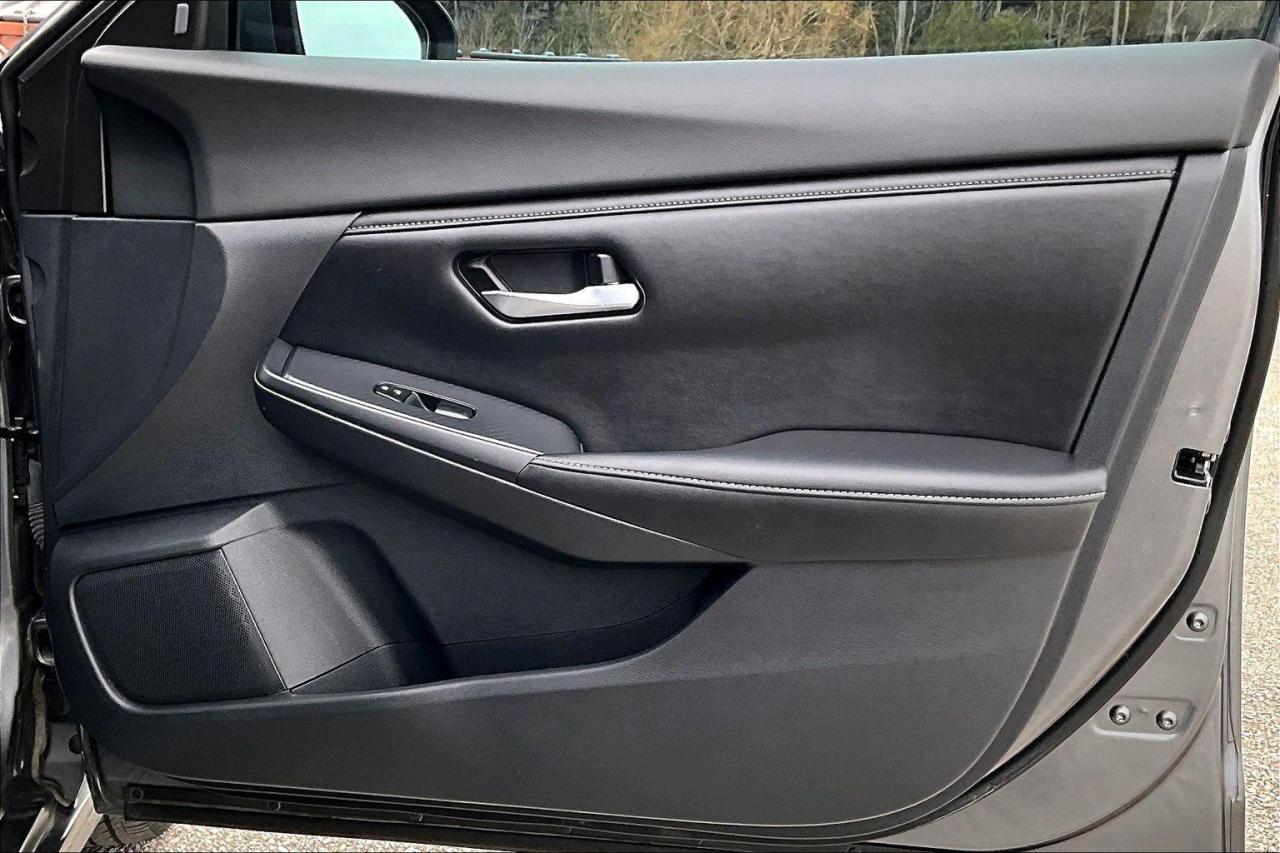 2021 Nissan Sentra SV 4DR SEDAN Photo