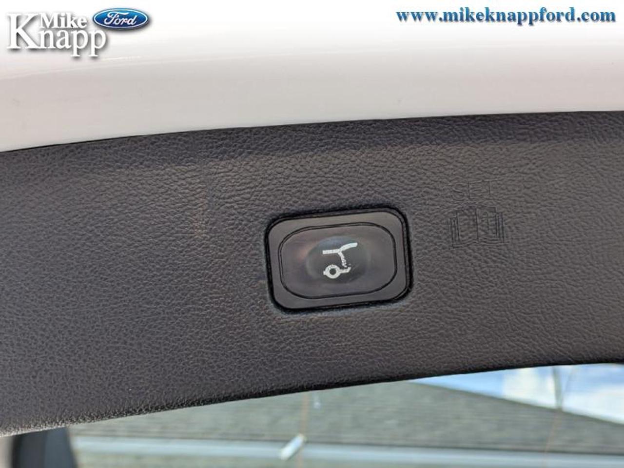 2023 Ford Edge SEL Photo