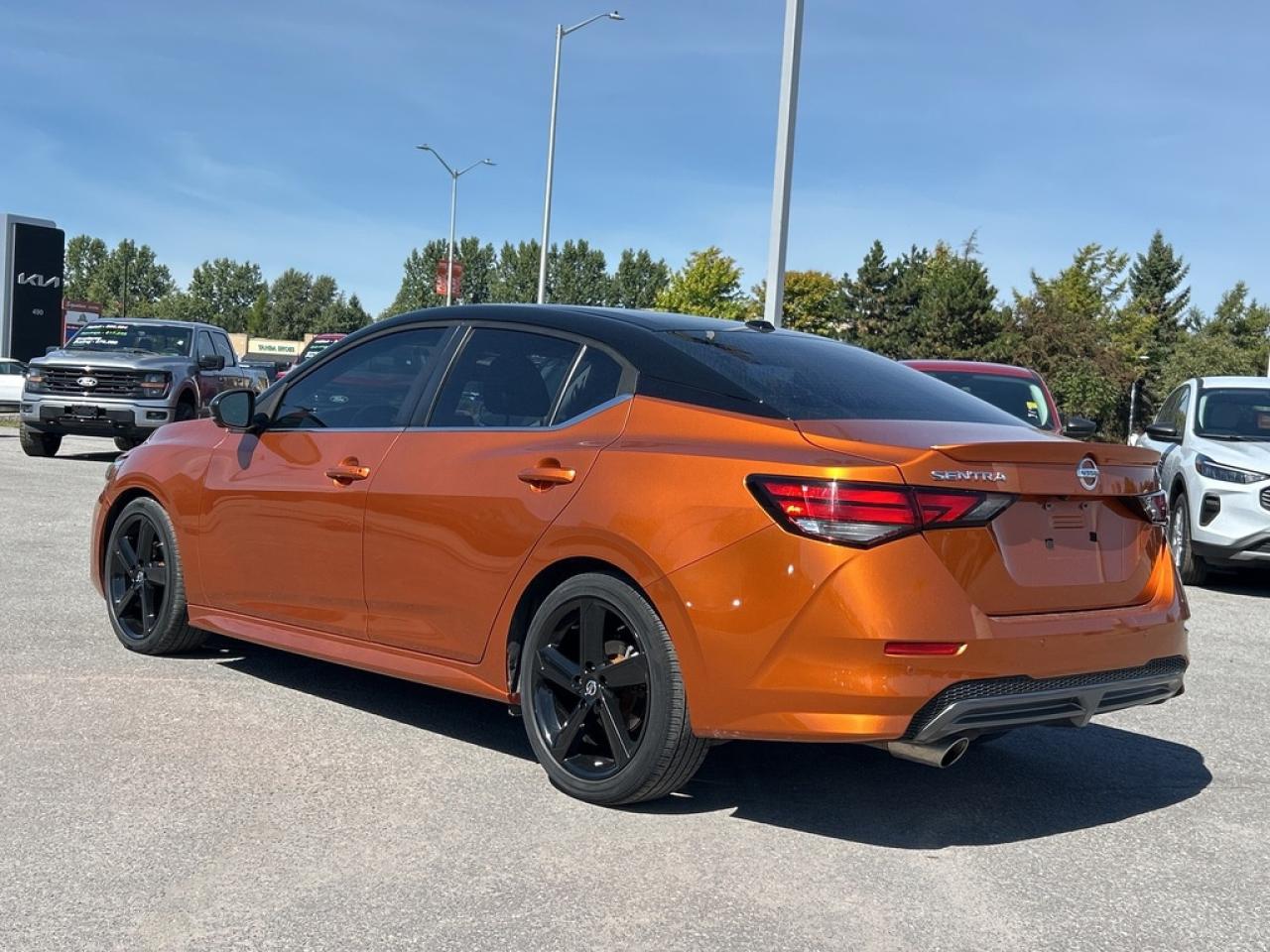 2021 Nissan Sentra SR 4dr Sedan Photo3
