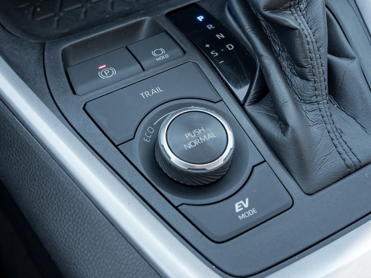 2021 Toyota RAV4 Hybrid XLE 4dr All-Wheel Drive Photo