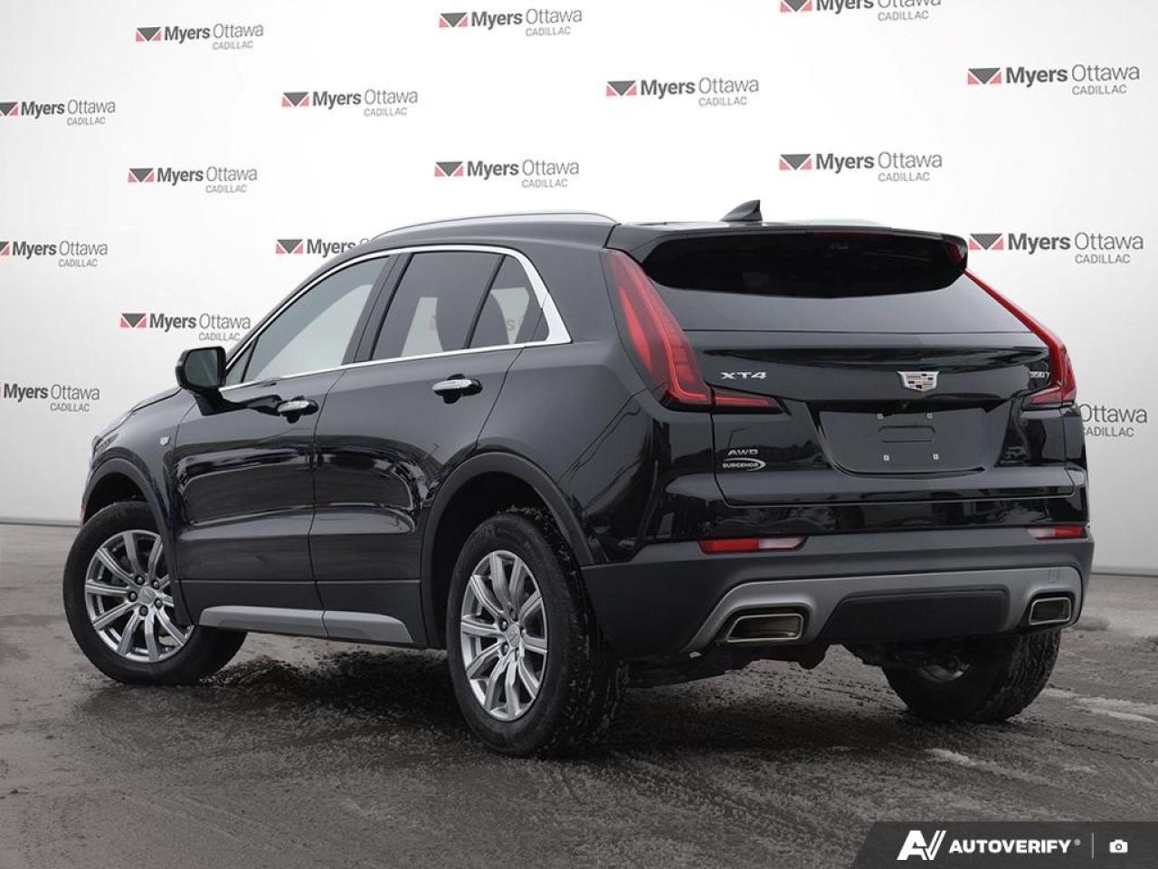 2022 Cadillac XT4 Premium Luxury Photo3