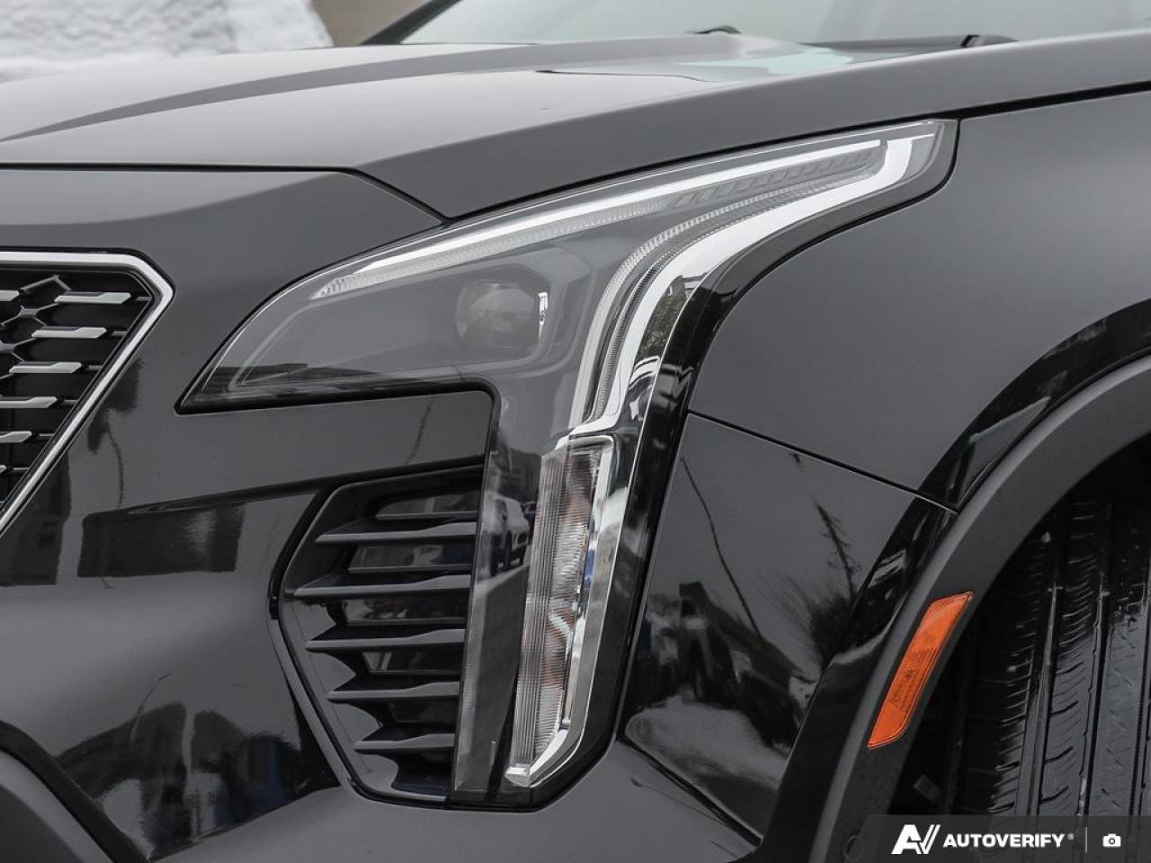 2022 Cadillac XT4 Premium Luxury Photo