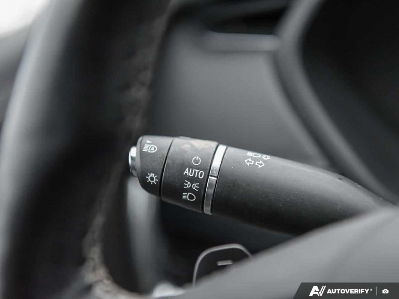 2022 Cadillac XT4 Premium Luxury Photo