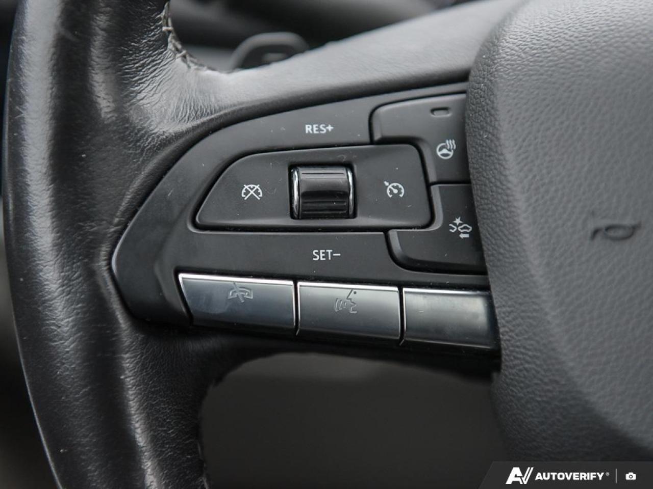 2022 Cadillac XT4 Premium Luxury Photo