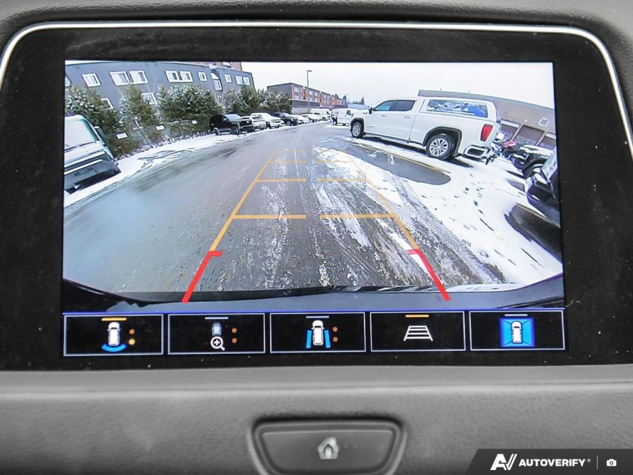 2022 Cadillac XT4 Premium Luxury Photo