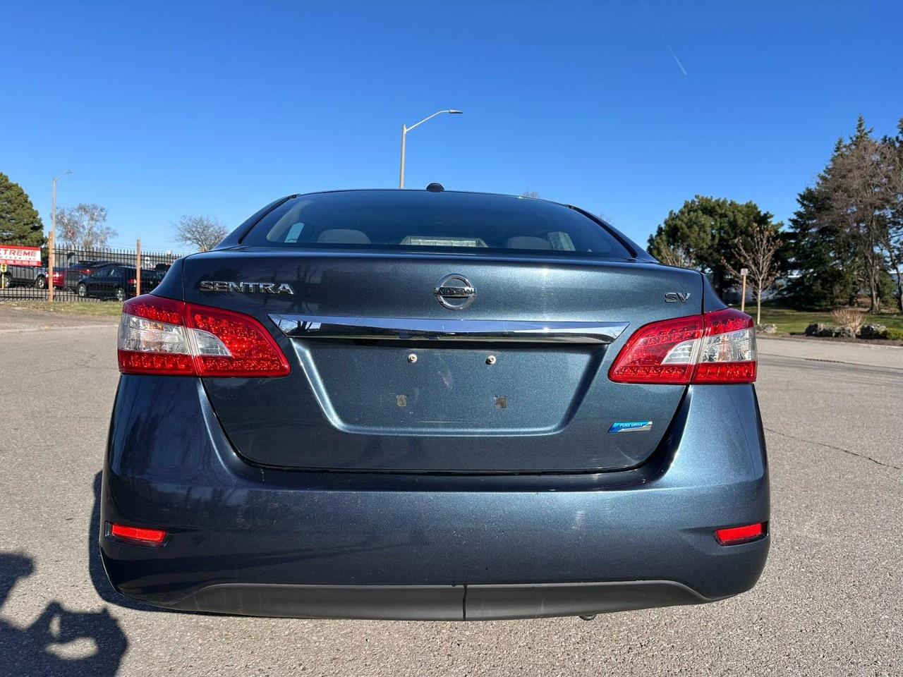 2015 Nissan Sentra 4DR SDN CVT SV Photo