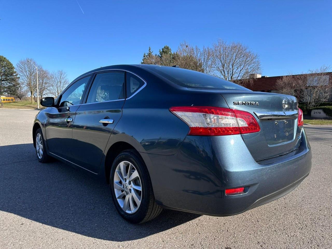 2015 Nissan Sentra 4DR SDN CVT SV Photo