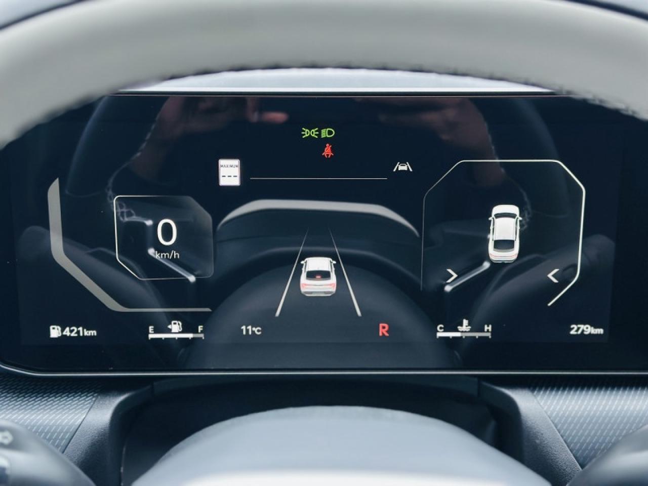 2025 Kia K4 GT-LINE TURBO Photo