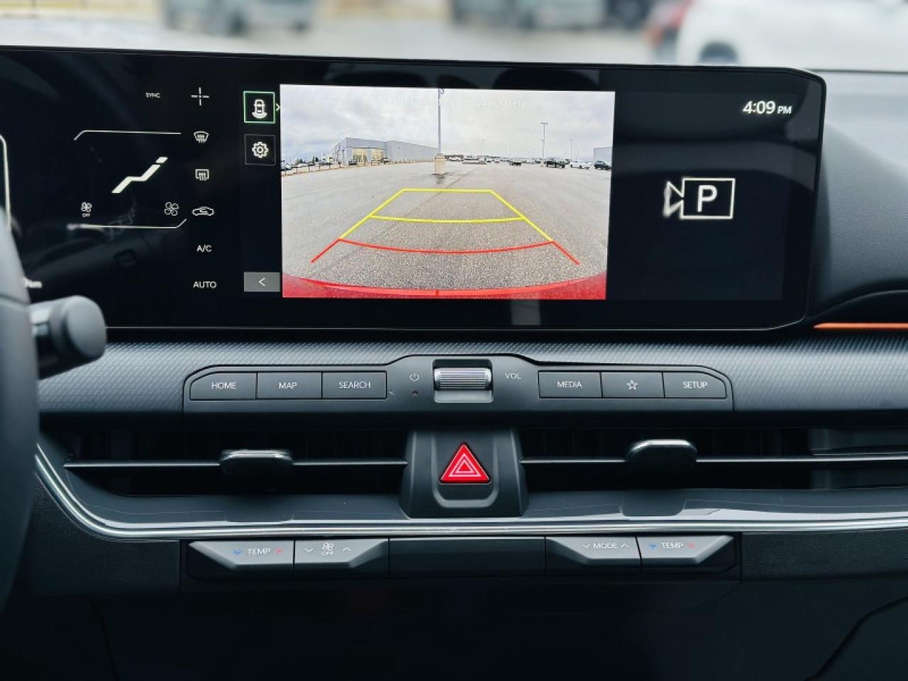 2025 Kia K4 GT-LINE TURBO Photo