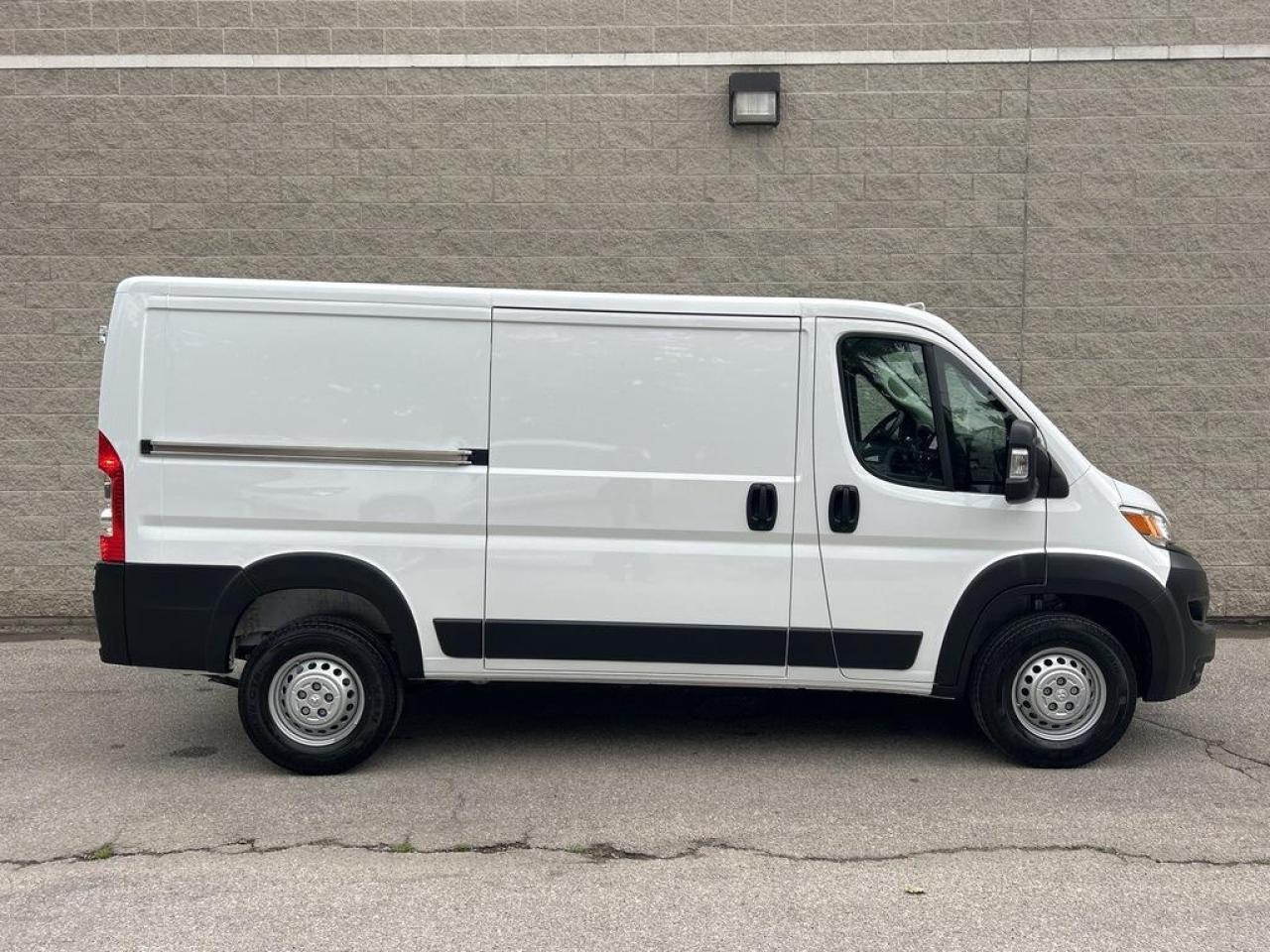 2025 RAM ProMaster 1500 Low Roof Cargo Van 136 in. WB Photo