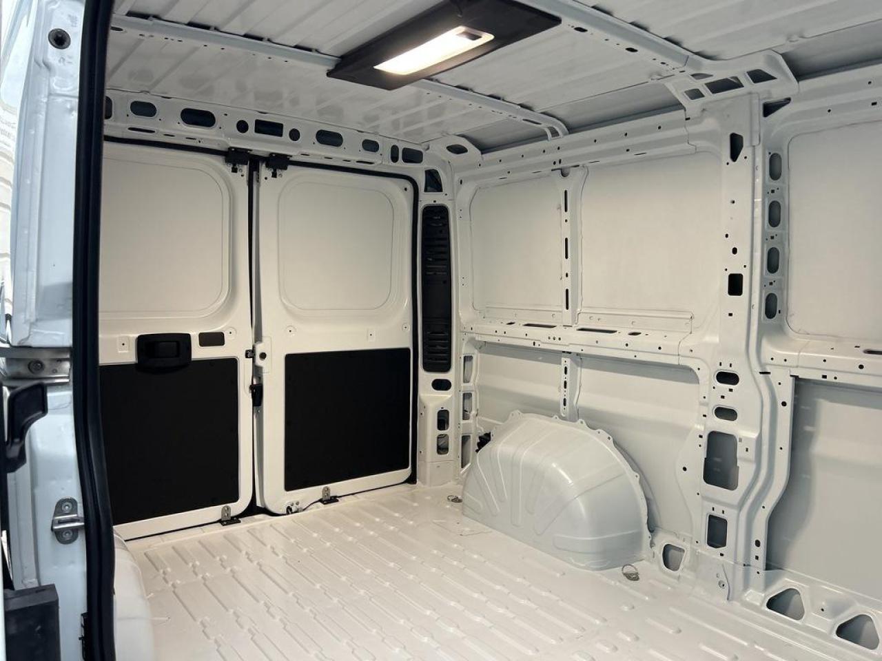 2025 RAM ProMaster 1500 Low Roof Cargo Van 136 in. WB Photo