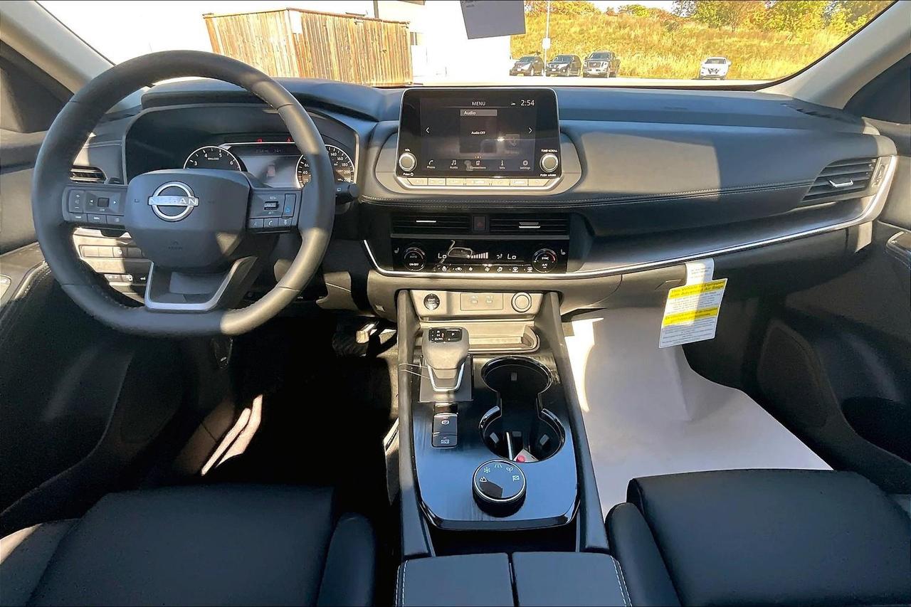2026 Nissan Rogue SV Moonroof 4dr All-Wheel Drive Sport Utility Photo