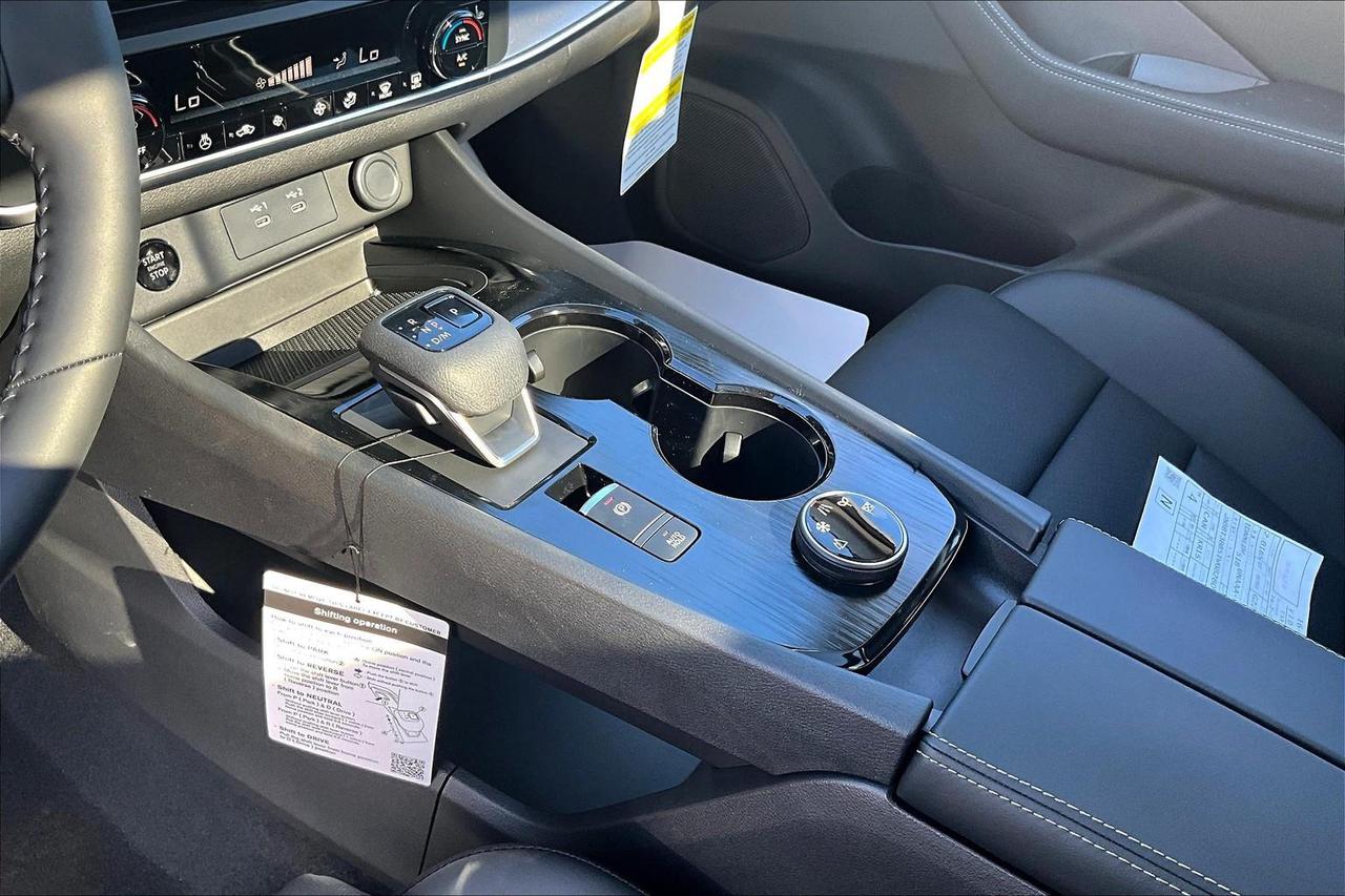 2026 Nissan Rogue SV Moonroof 4dr All-Wheel Drive Sport Utility Photo