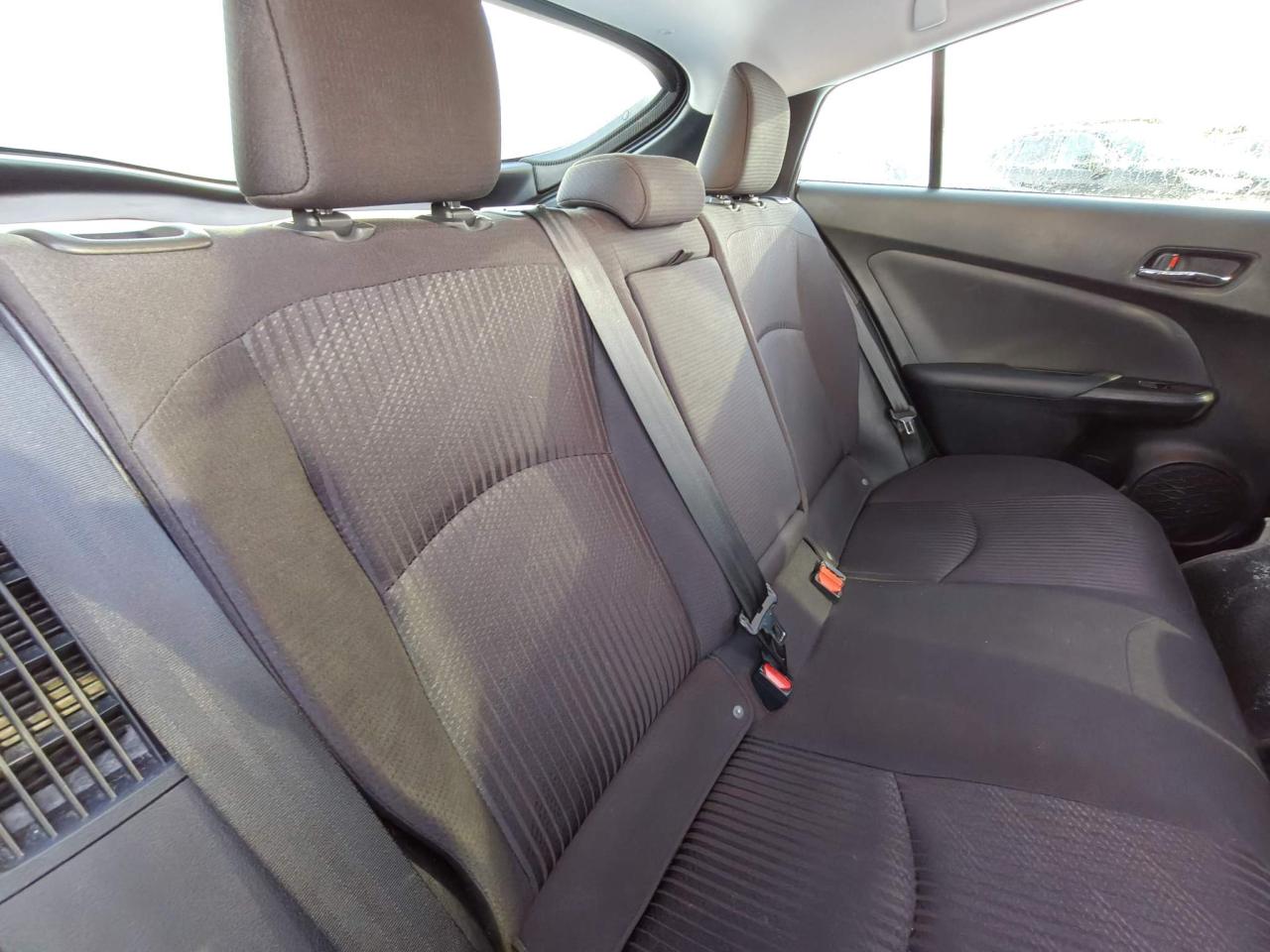 2021 Toyota Prius Prime Base 5dr Hatchback Photo