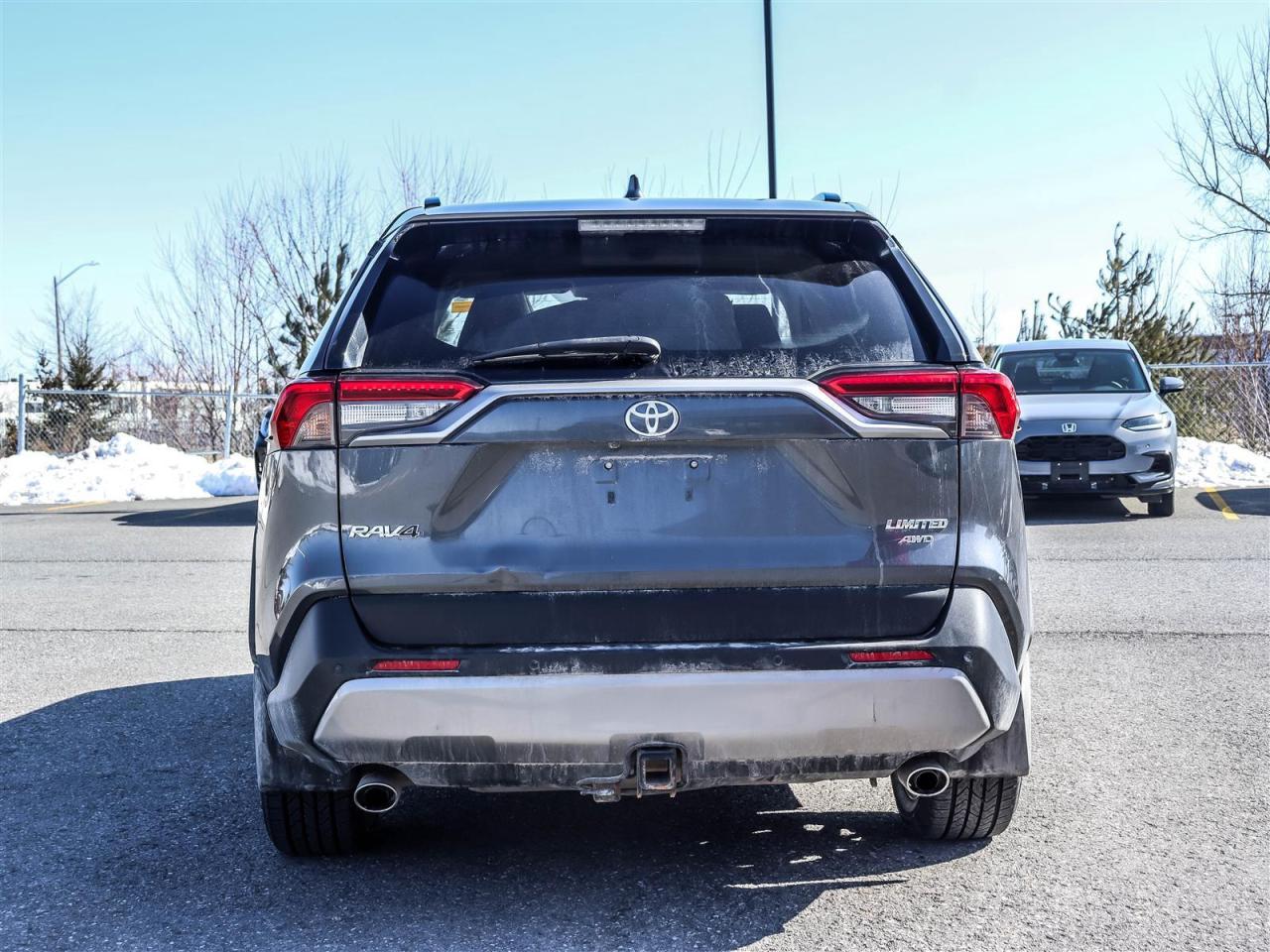 2022 Toyota RAV4 Limited 4dr All-wheel Drive Photo3