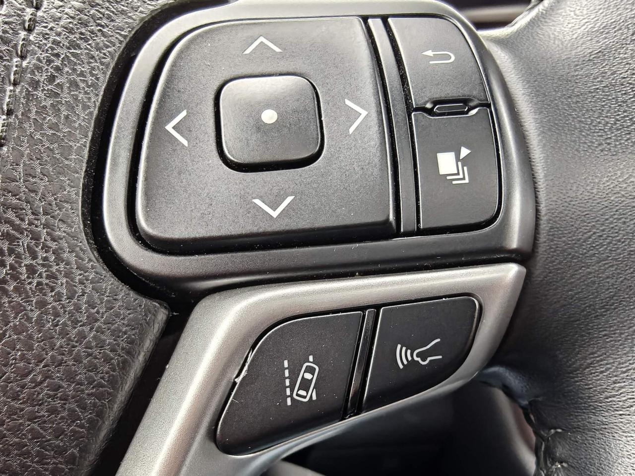 2017 Toyota Highlander XLE 4dr All-wheel Drive Photo