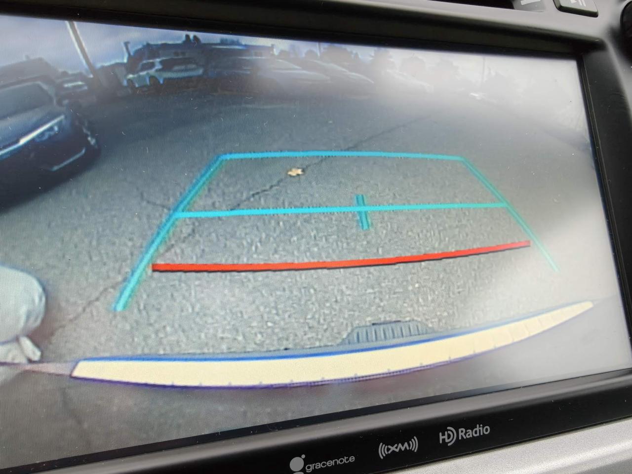 2017 Toyota Highlander XLE 4dr All-wheel Drive Photo