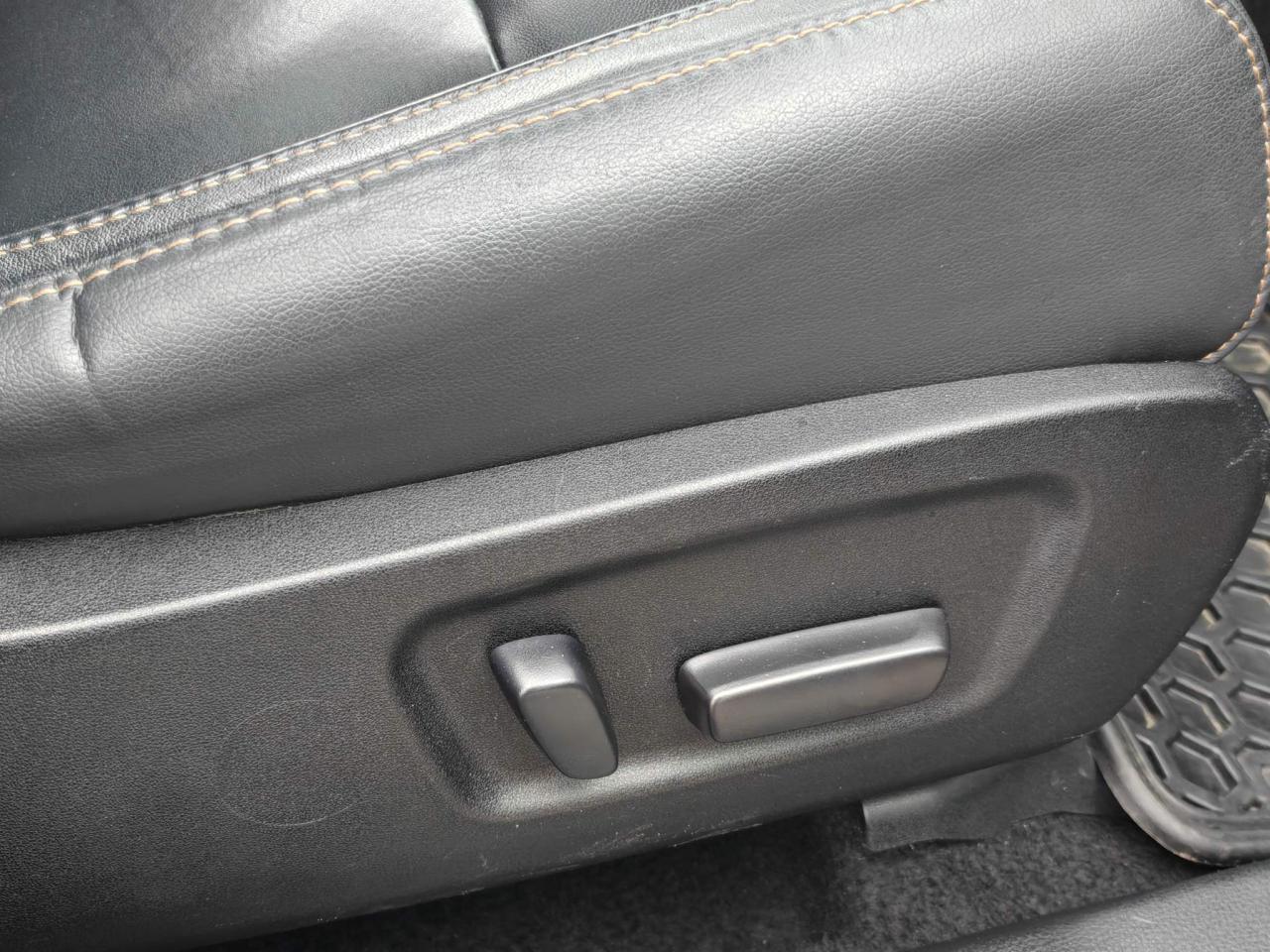 2017 Toyota Highlander XLE 4dr All-wheel Drive Photo