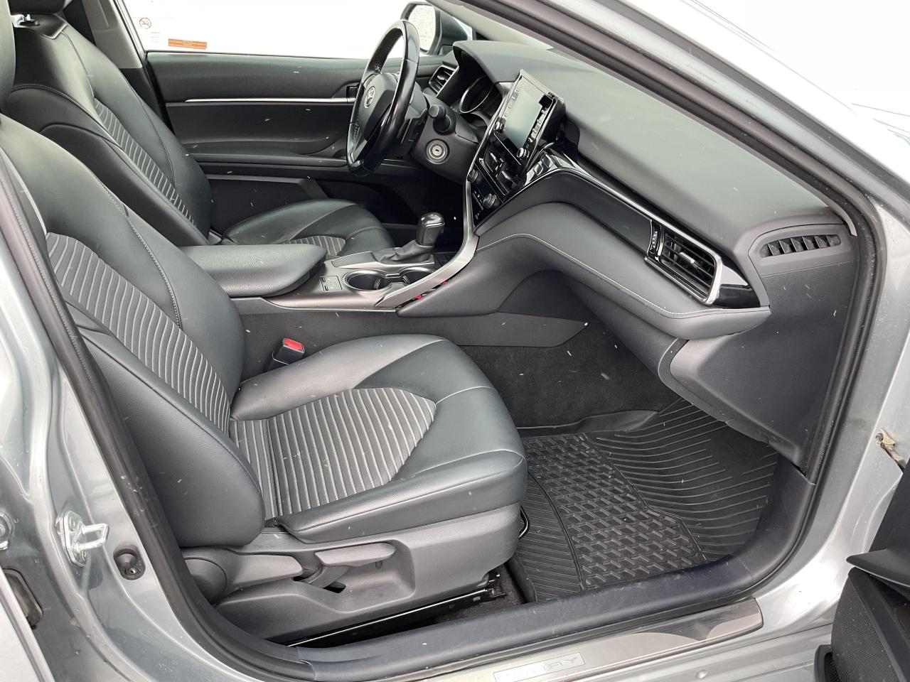 2022 Toyota Camry SE 4dr Front-Wheel Drive Sedan Photo