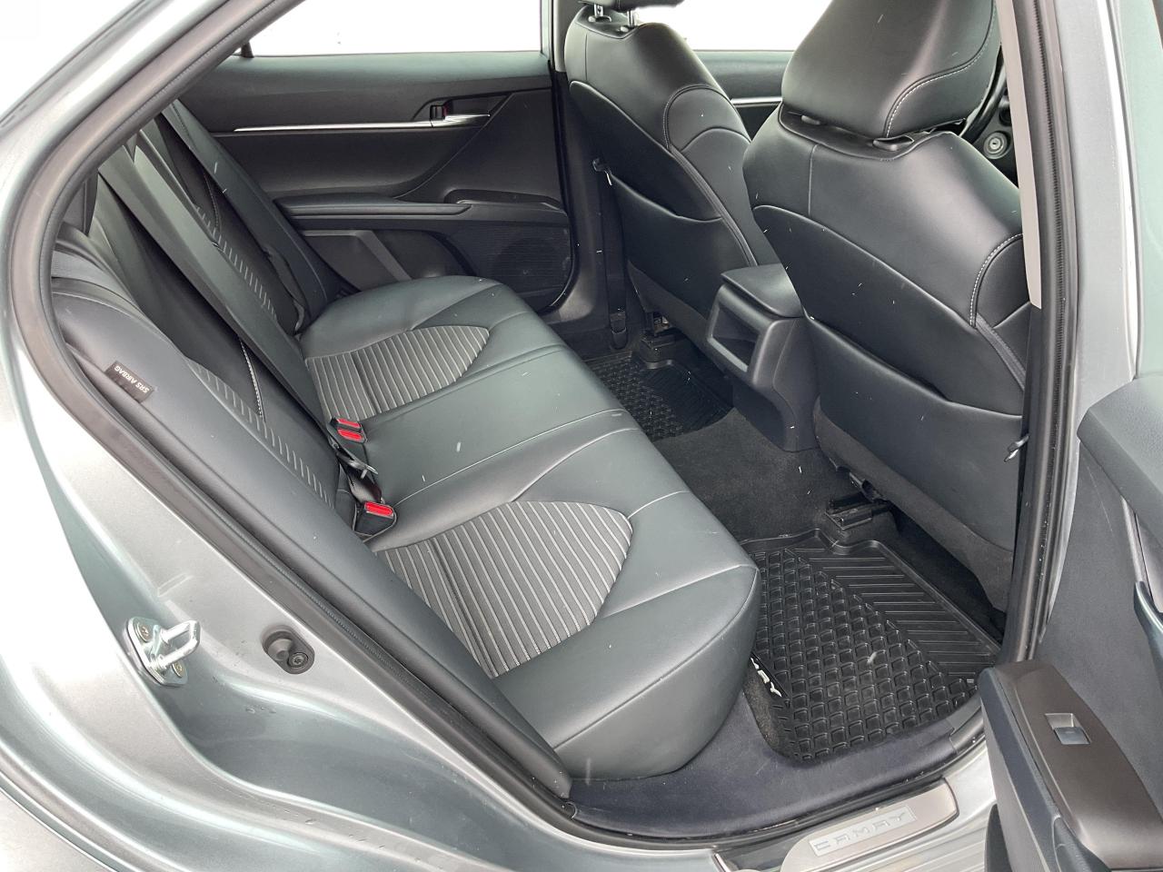 2022 Toyota Camry SE 4dr Front-Wheel Drive Sedan Photo