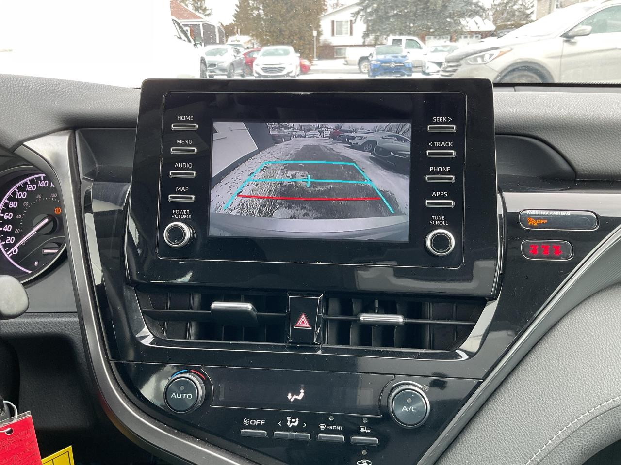 2022 Toyota Camry SE 4dr Front-Wheel Drive Sedan Photo