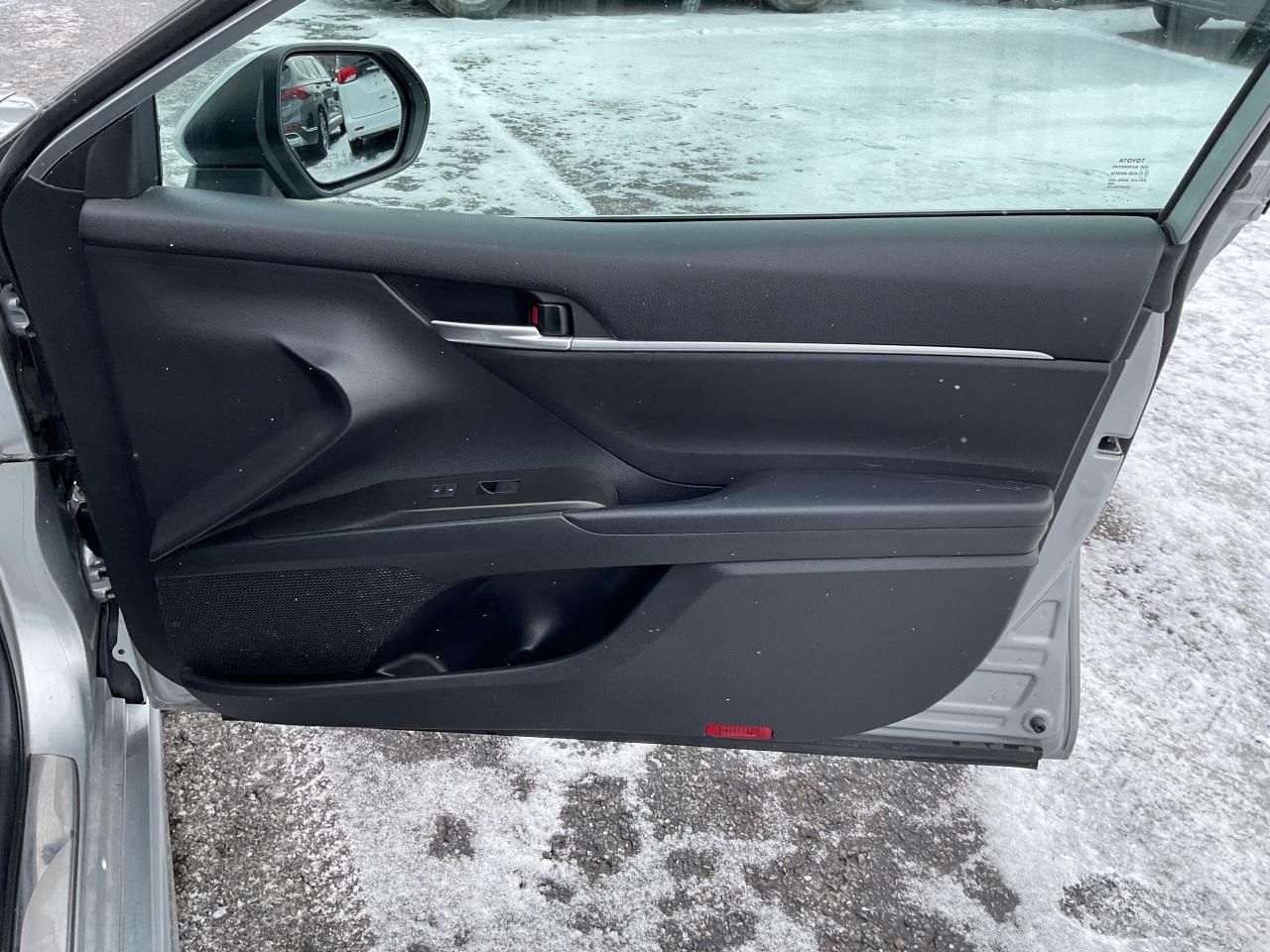 2022 Toyota Camry SE 4dr Front-Wheel Drive Sedan Photo