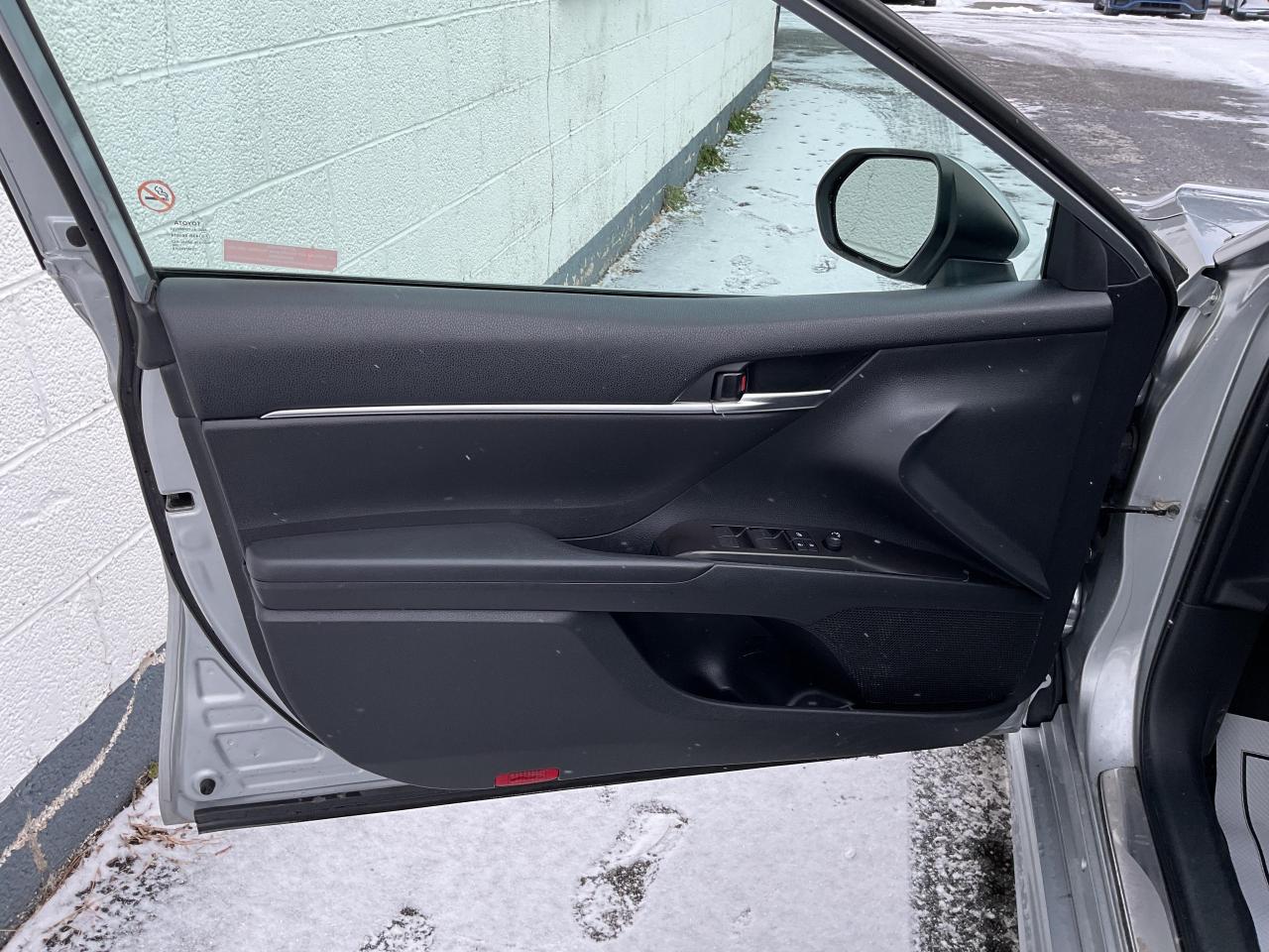 2022 Toyota Camry SE 4dr Front-Wheel Drive Sedan Photo