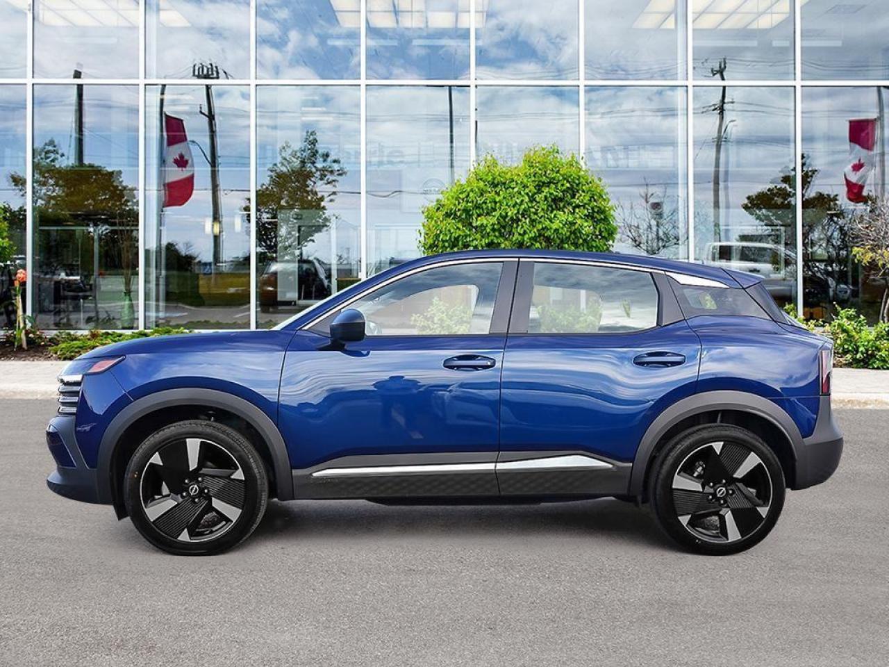 2026 Nissan Kicks SR 4dr All-Wheel Drive Photo2