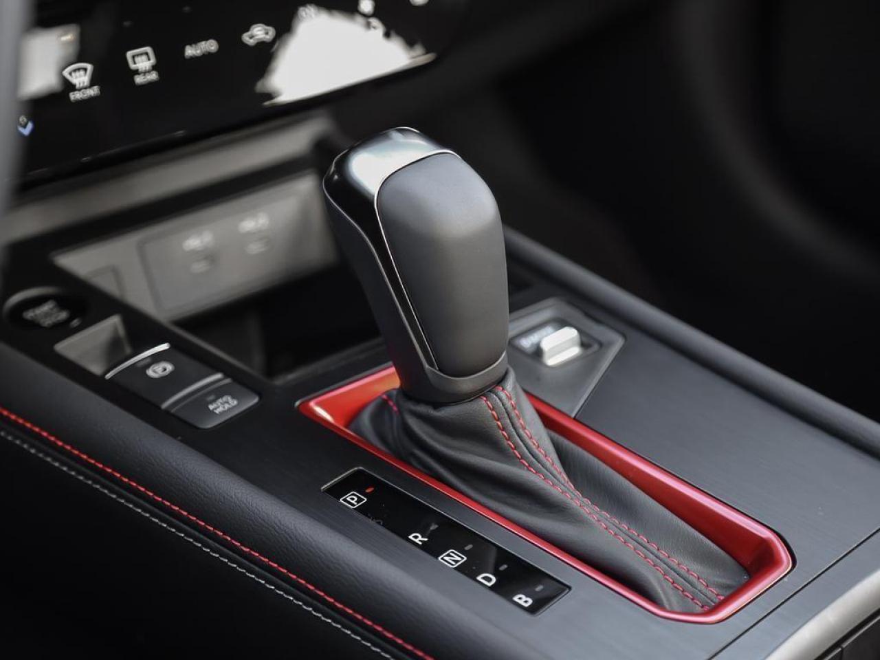 2026 Nissan Kicks SR 4dr All-Wheel Drive Photo