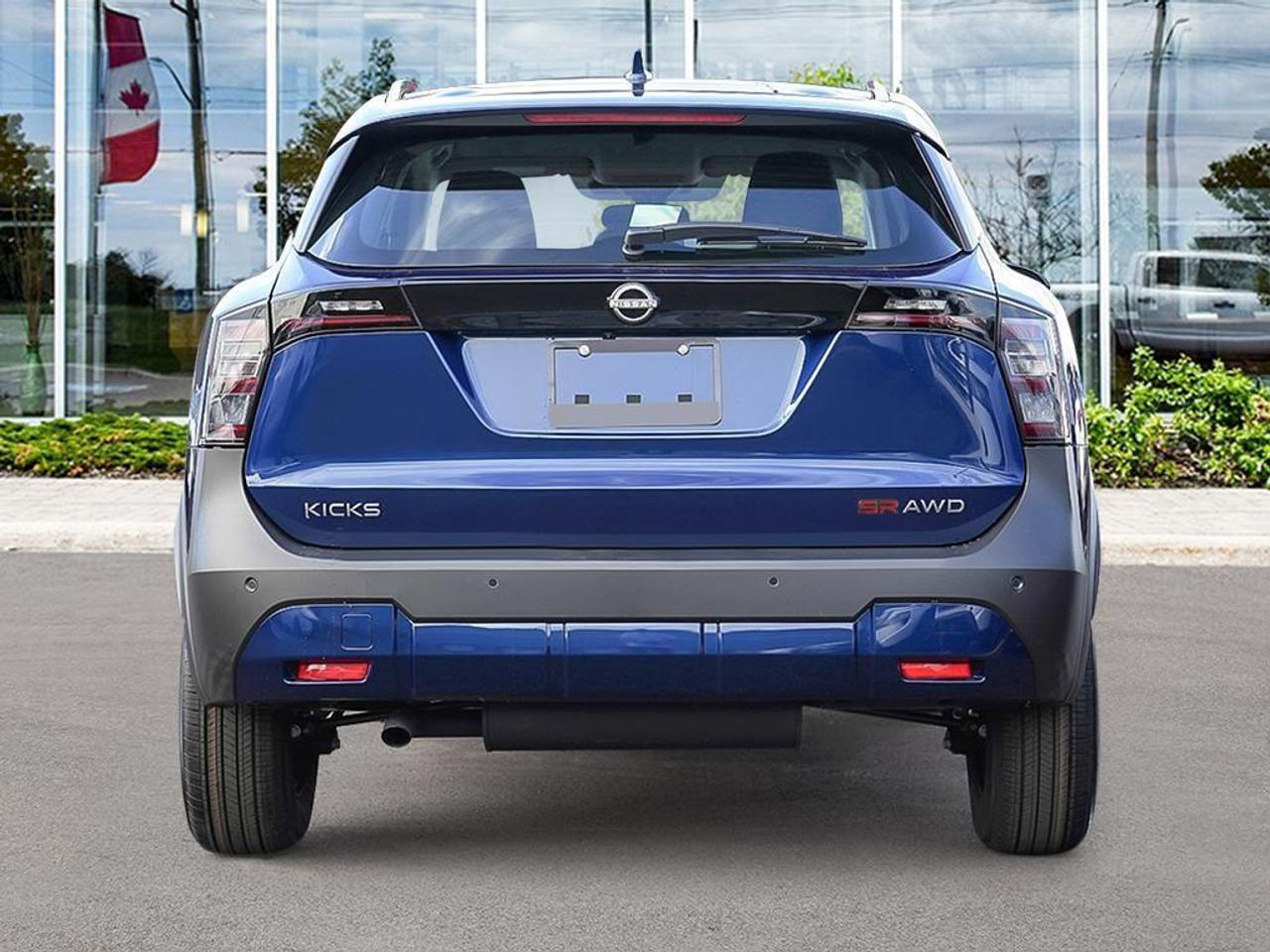 2026 Nissan Kicks SR 4dr All-Wheel Drive Photo4